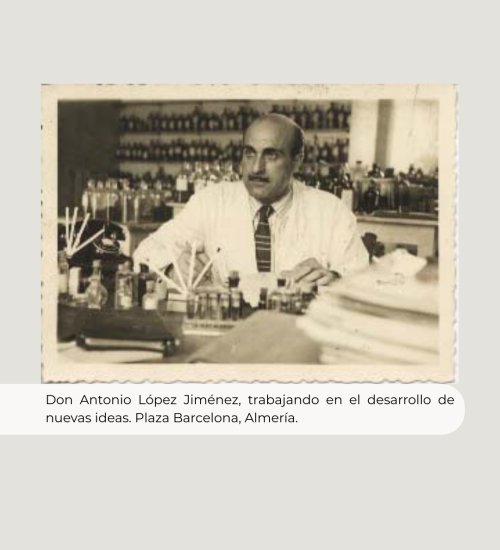 Post Instagram Feliz Navidad Elegante Blanco (20)